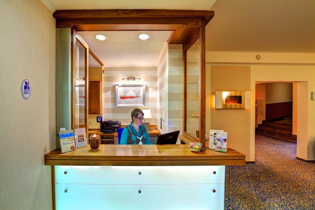 Landhotel Puester 알라겐 외부 사진
